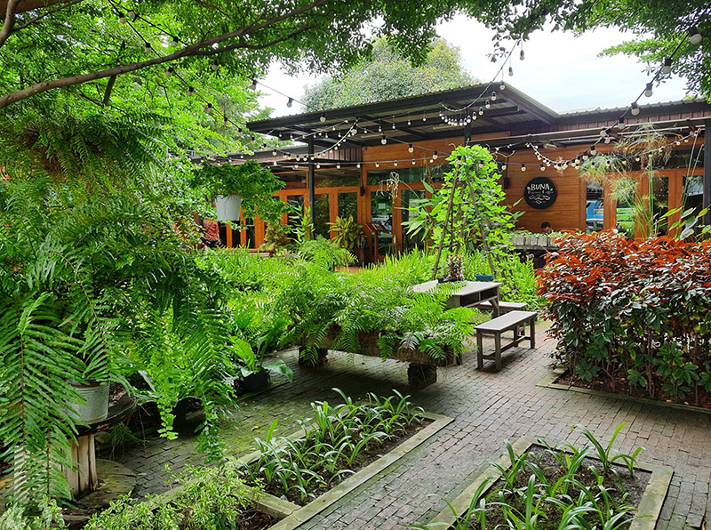 ร้านกาแฟสำโรง