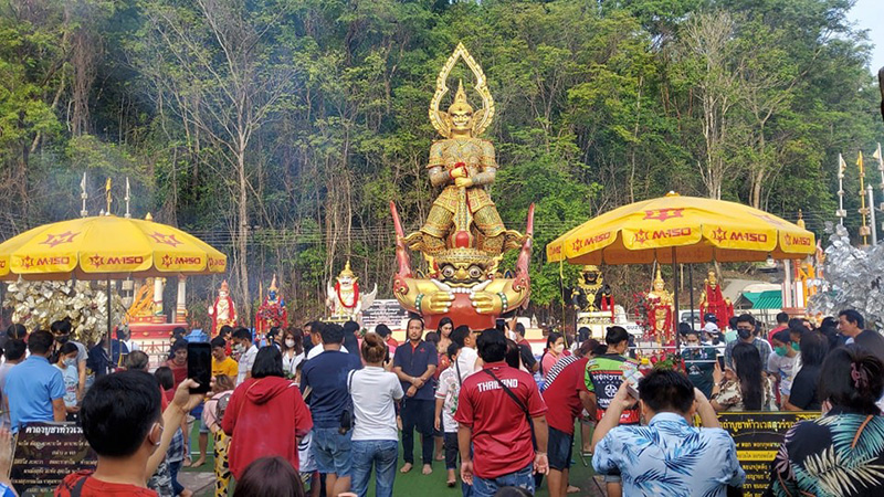 วัดขอหวย 2568 วัดเขาช่องลม (ท้าวเวสสุวรรณทรงราหู ท่านทองล้น) จังหวัดชลบุรี