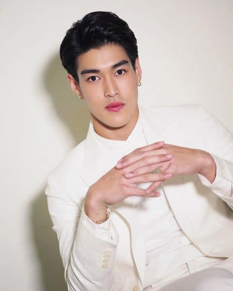 กระทิง ขุนณรงค์