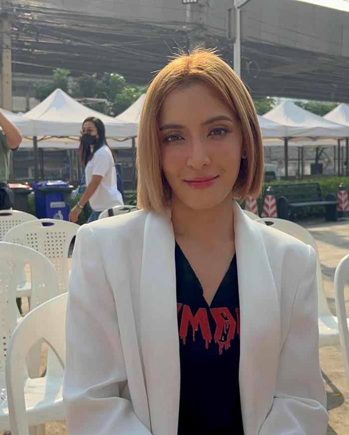 พิ้งค์กี้ สาวิกา