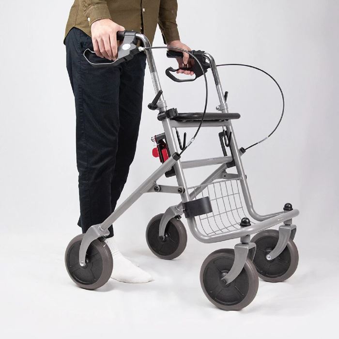 อุปกรณ์ช่วยพยุงเดิน อุปกรณ์ฝึกเดิน Rollator Cristallo ยี่ห้อ Devilbiss