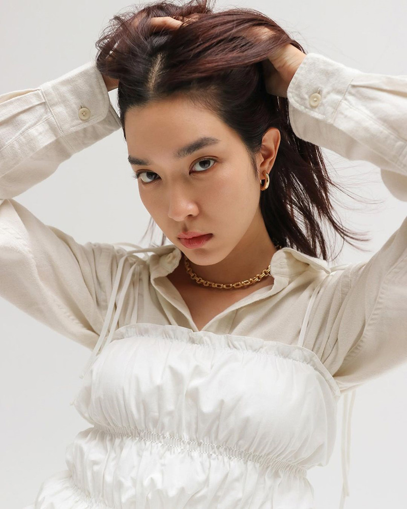 โม มนชนก