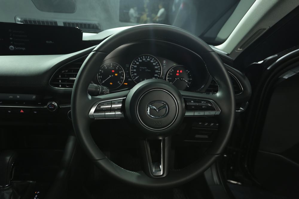 MAZDA3