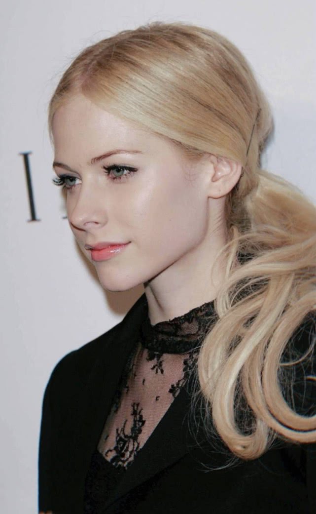 Avril Lavigne