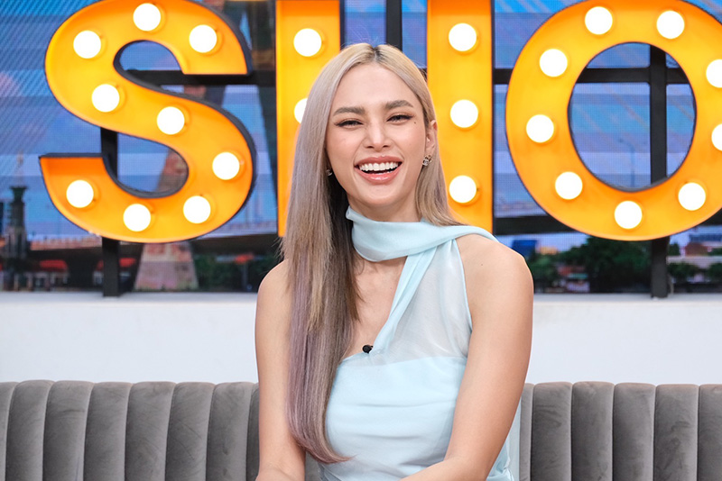 อุ้ม ลักขณา