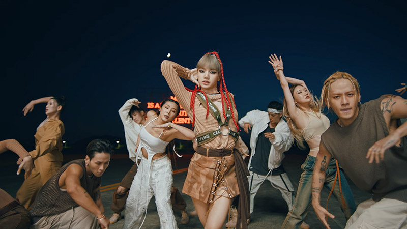 ลิซ่า BLACKPINK