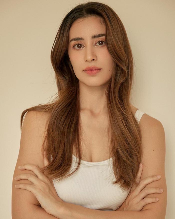 จีน จิรชยา