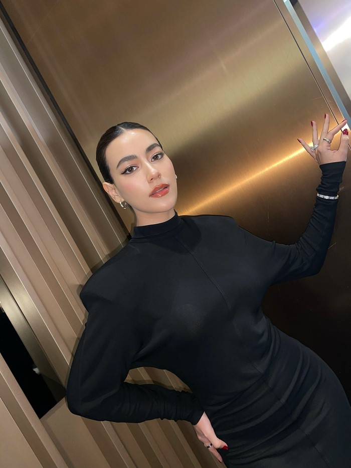 คิมเบอร์ลี่ โพสต์หลังอดีต ผจก. ออก โหนกระแส