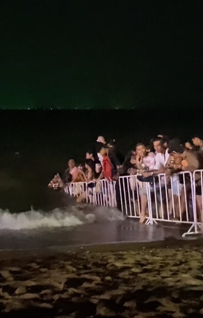 ดูคอนเสิร์ต