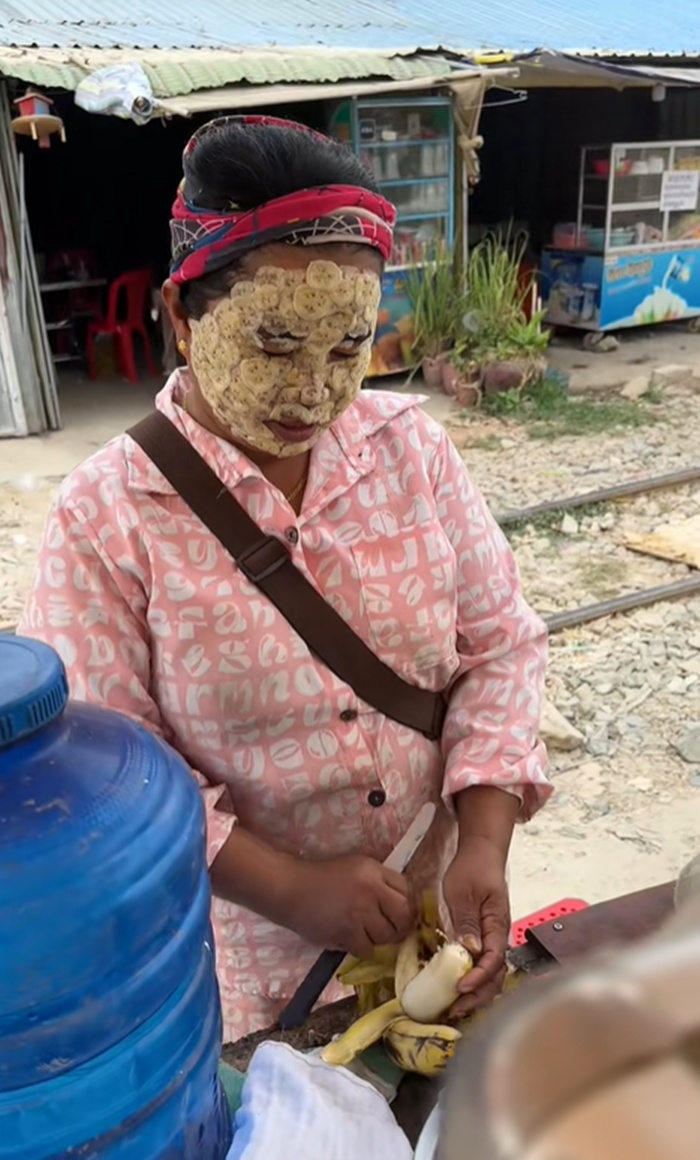 ขายกล้วยทอด