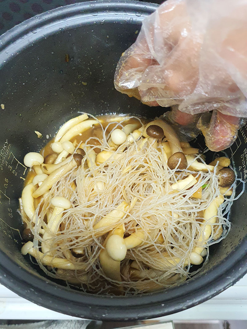 เห็ดอบวุ้นเส้น