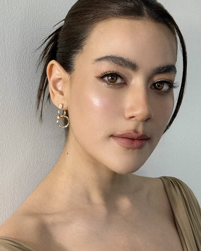 คิมเบอร์ลี่ โพสต์หลังอดีต ผจก. ออก โหนกระแส