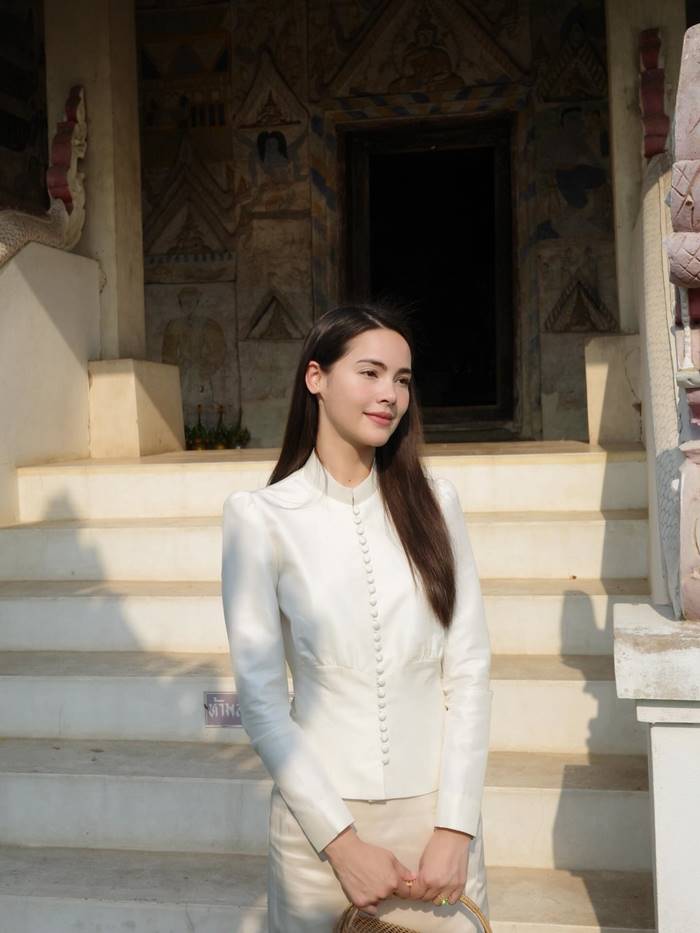  ญาญ่า อุรัสยา 