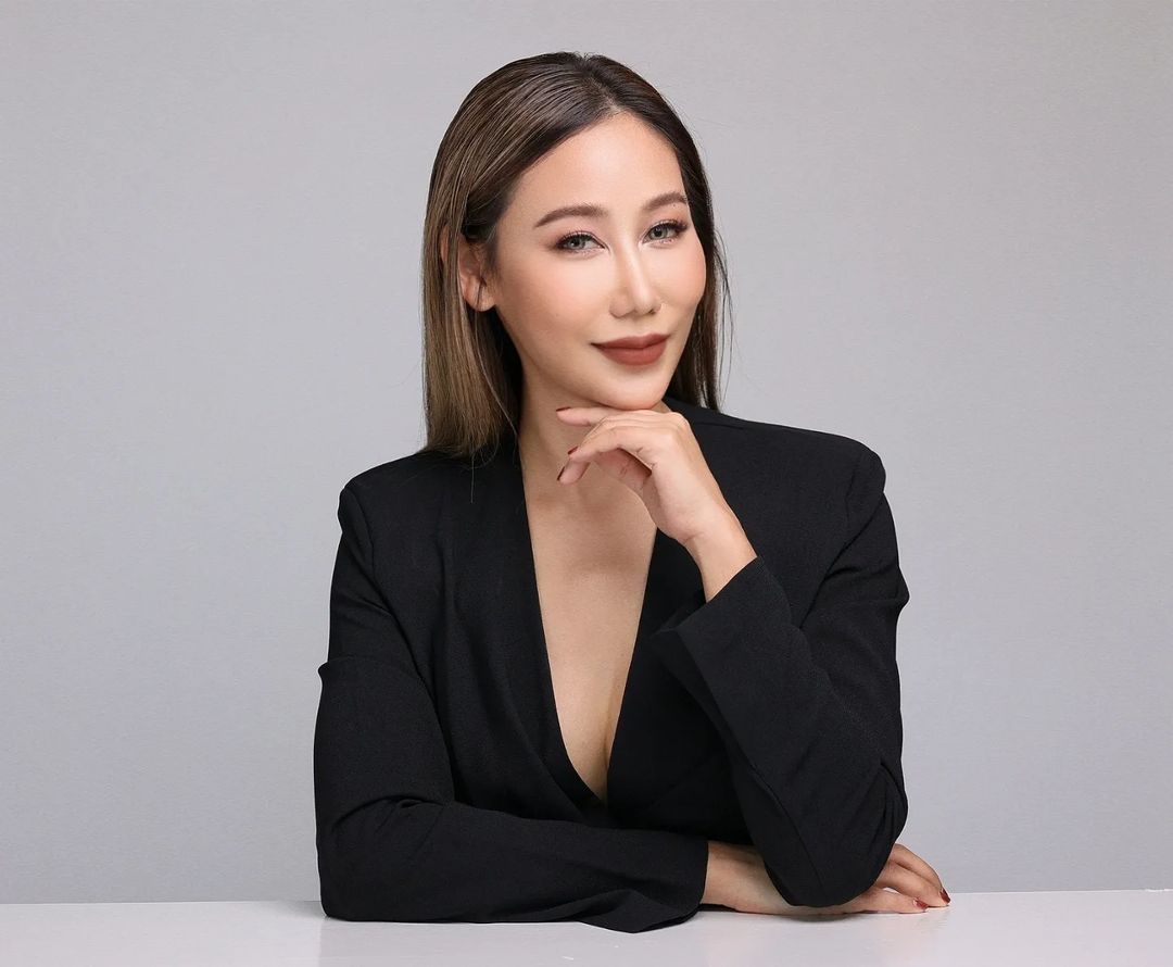 ไฮโซเบลล์ อดิราภ์ 