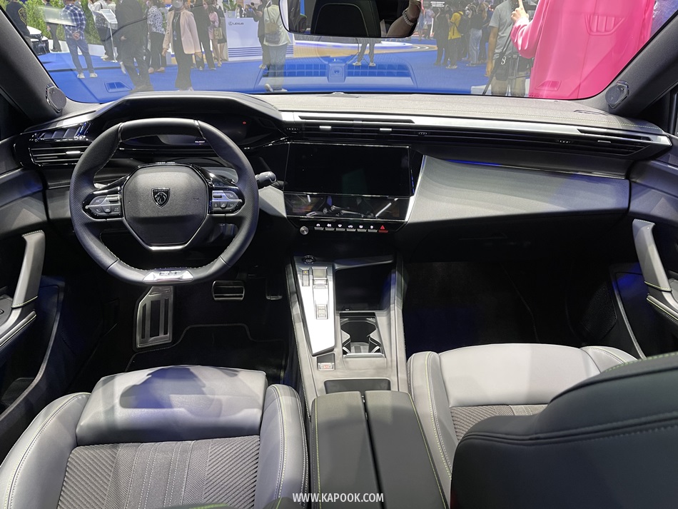 Peugeot 408 2023