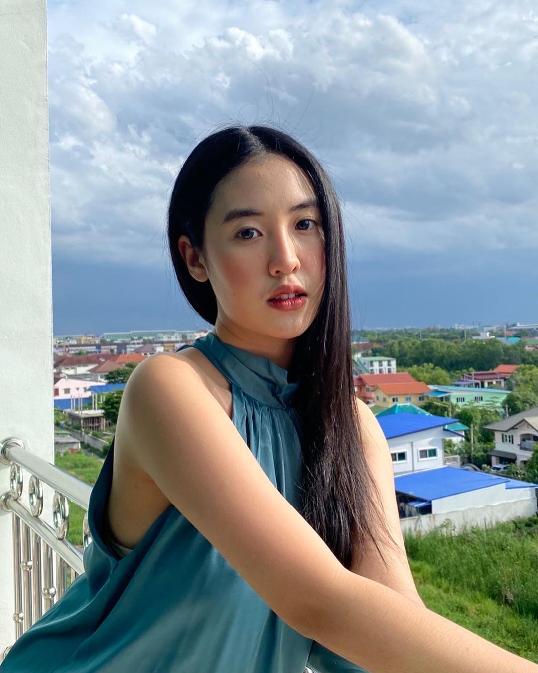  น้องพ้อยท์ VS น้องพลอย