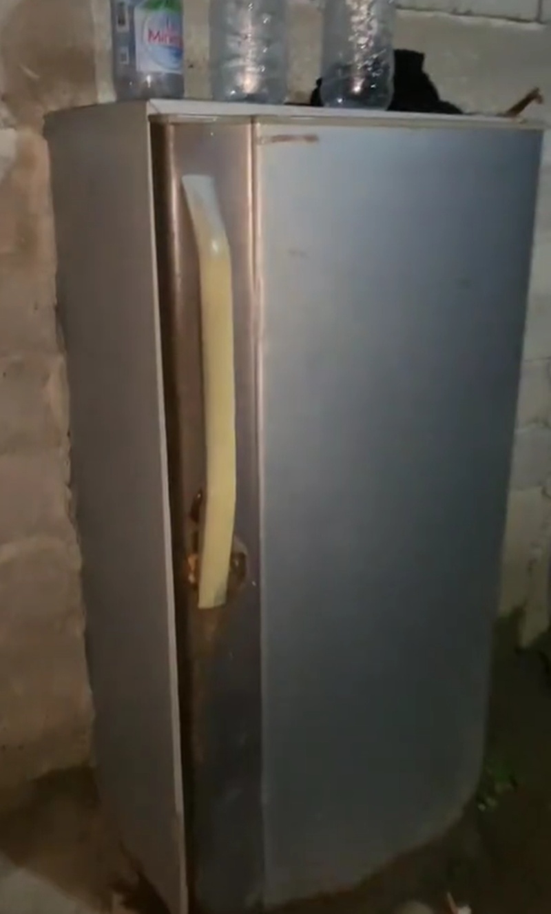 ตู้เย็นเก่า