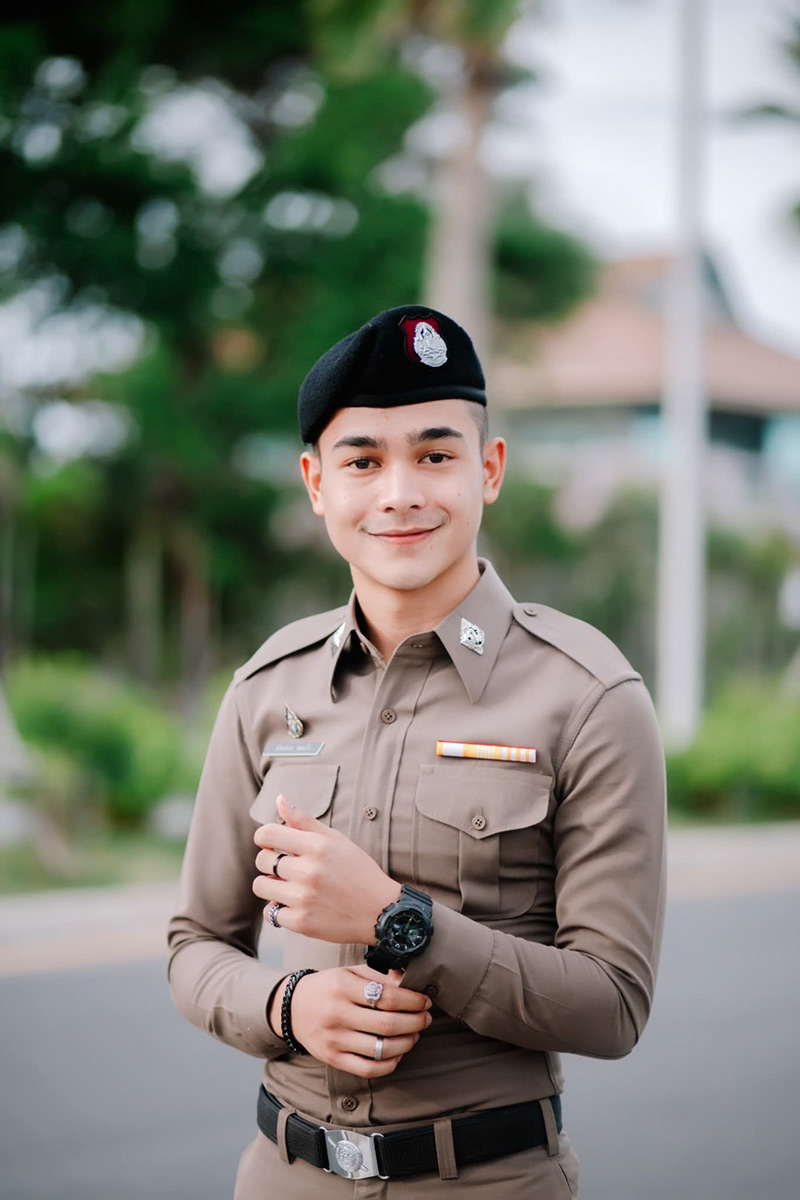 มุชินยิว