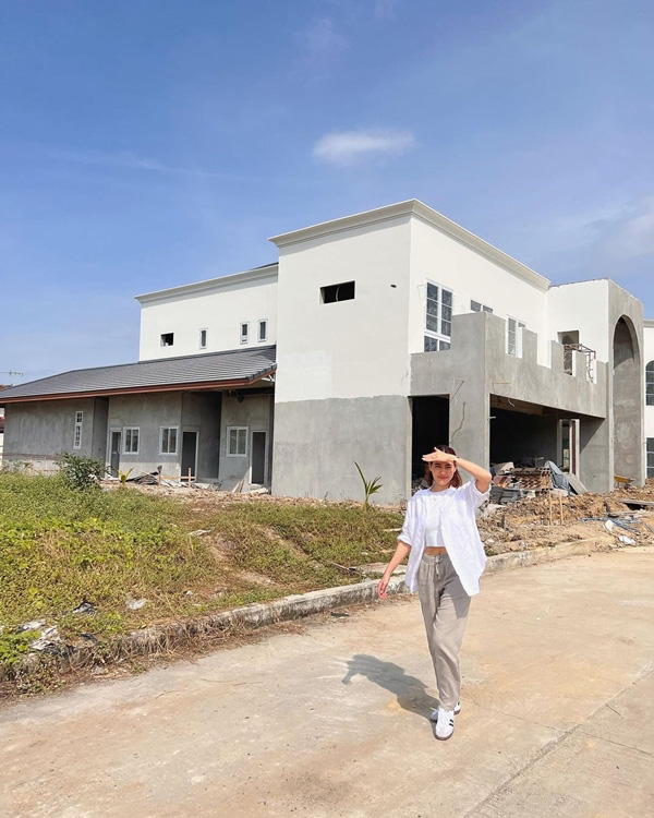 บ้านใหม่ คิมเบอร์ลี่