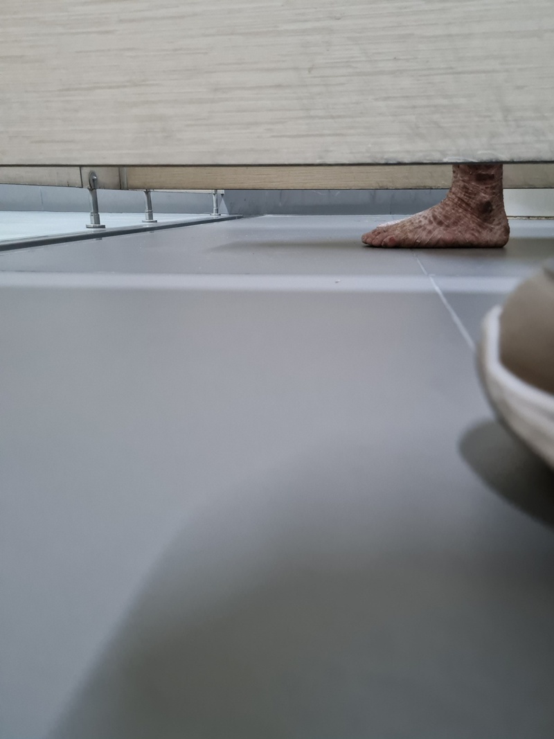 เข้าห้องน้ำ