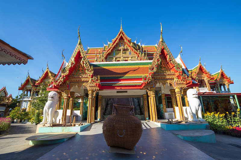 วัดบัวขวัญ และตลาดน้ำวัดบัวขวัญ