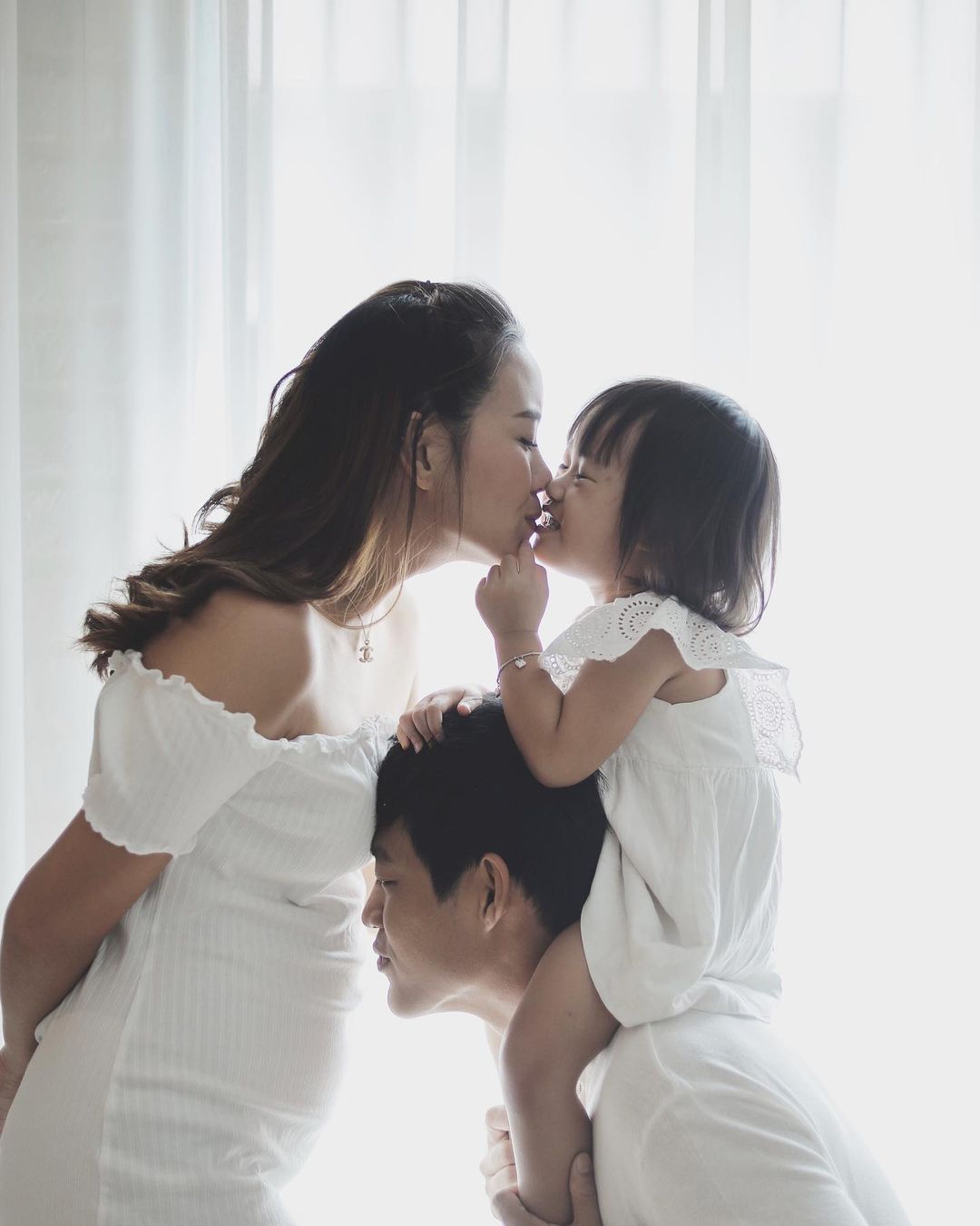 ตู่ ภพธร