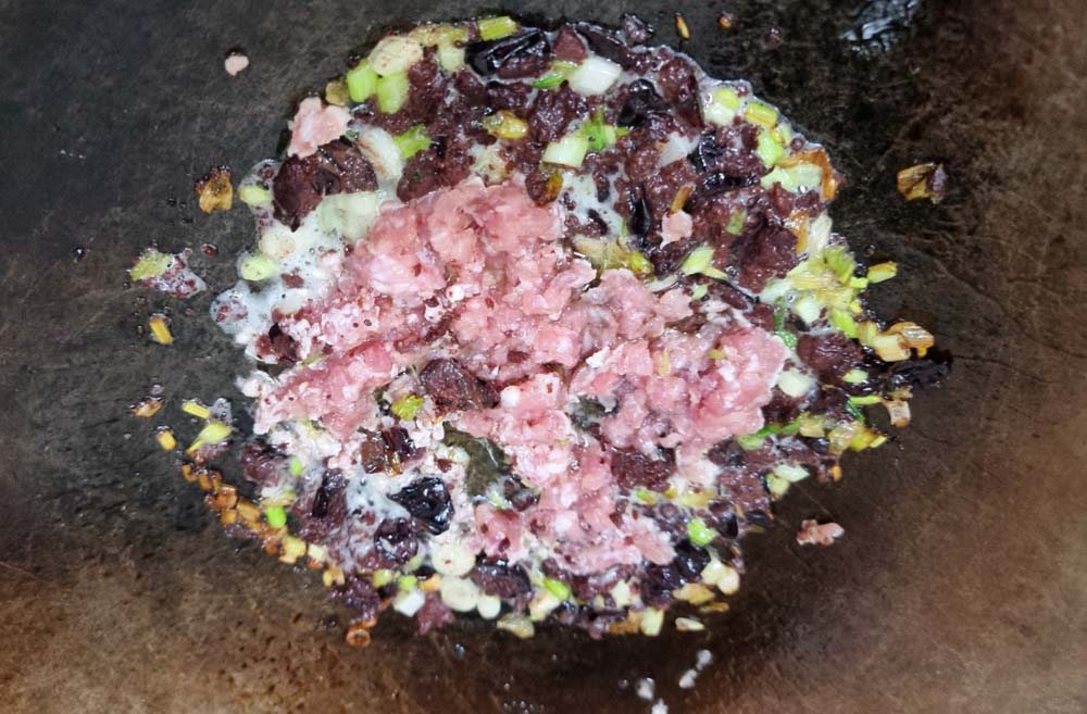 ข้าวผัดหนำเลี้ยบ