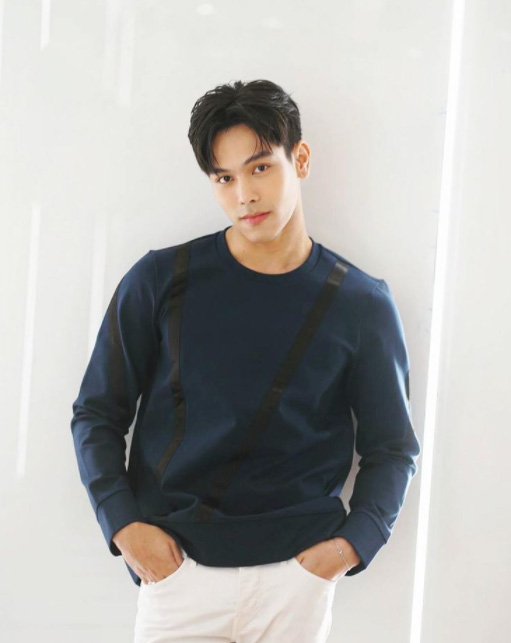 ดาราชายไทย