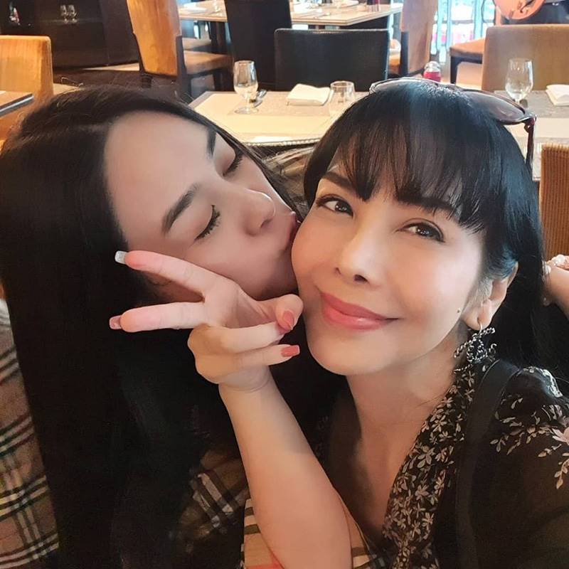 ตั๊ก มยุรา, น้ำตาล ณัชชา