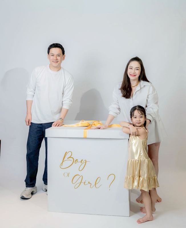 ฟลุค - นาตาลี เฉลยเพศลูกคนที่ 2