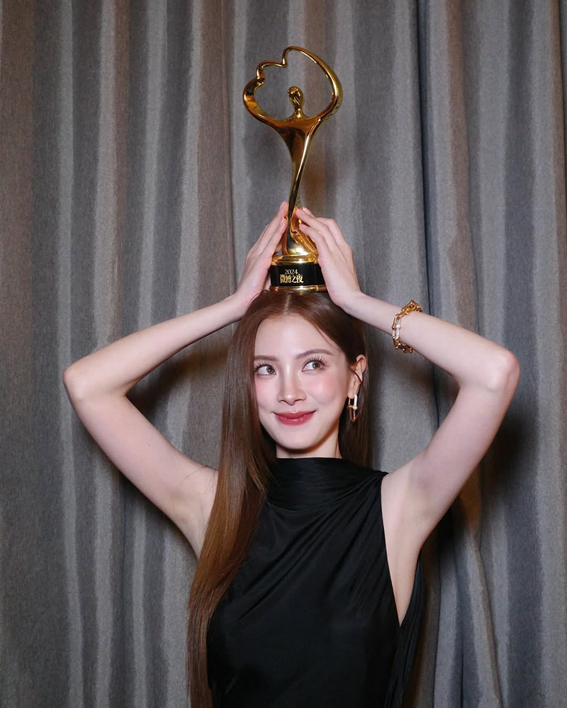 เผยแล้ว ใบเฟิร์น พิมพ์ชนก ได้รางวัลอะไรที่จีน