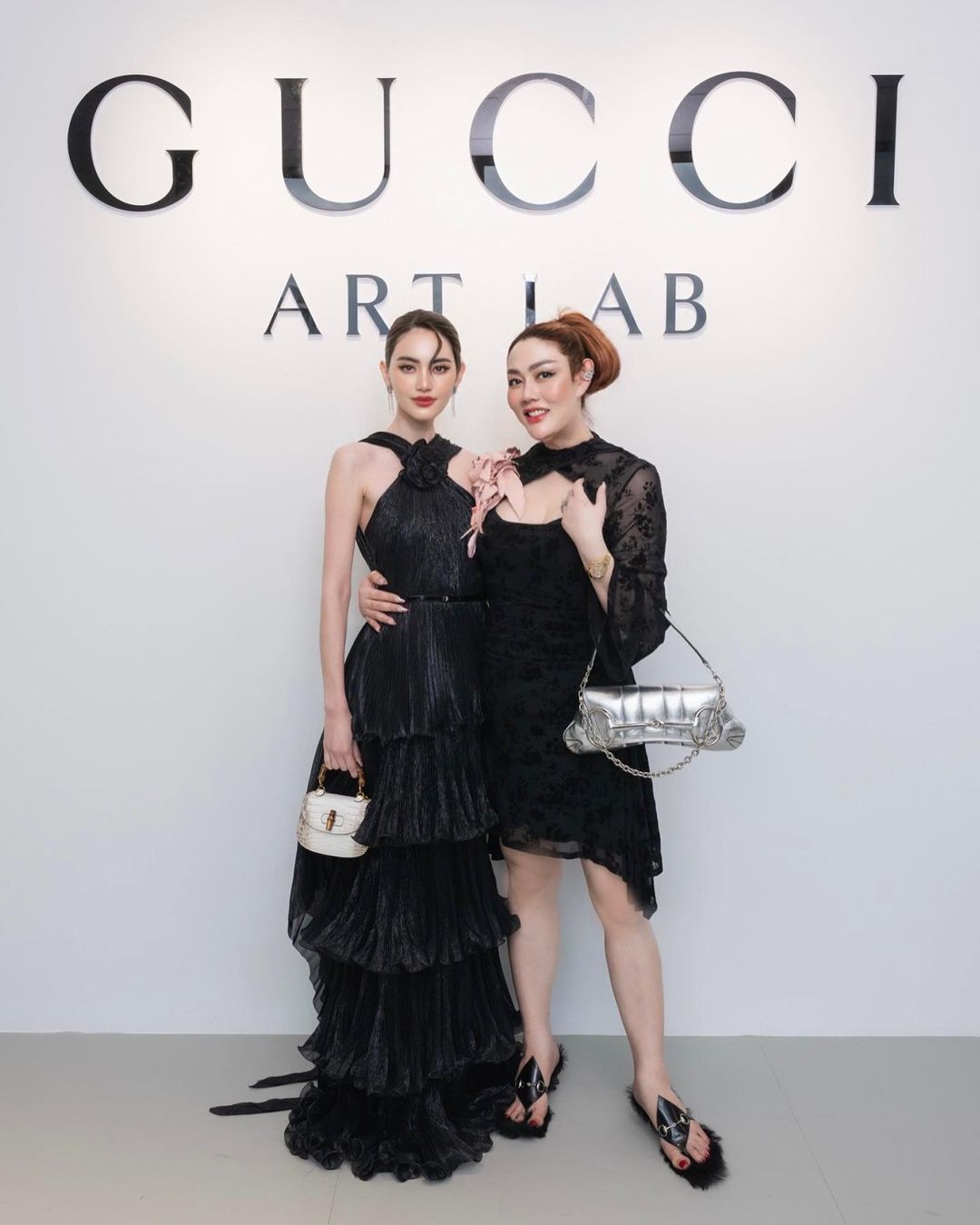 ใหม่ ดาวิกา 