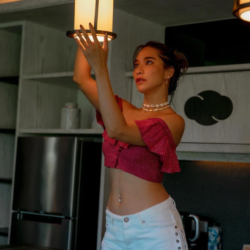 พลอย เฌอมาลย์