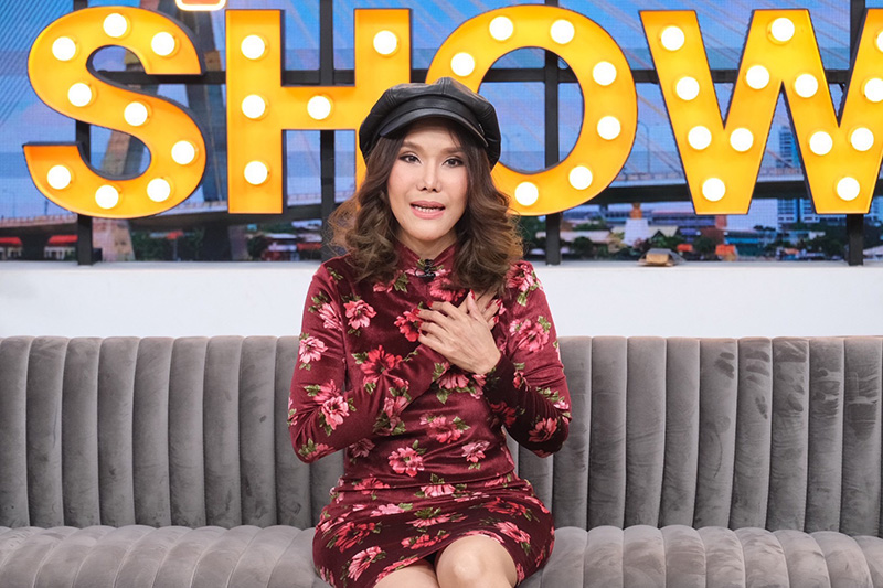 ต้อม รชนีกร 