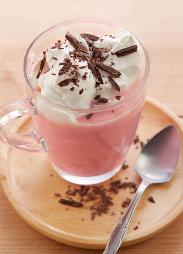 ไวท์ช็อกโกแลตร้อนเรดเวลเวท