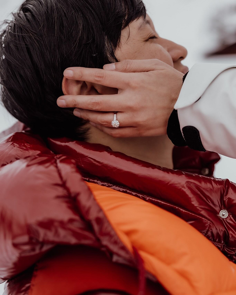 กระติ๊บ ชวัลกร พร้อมแต่ง