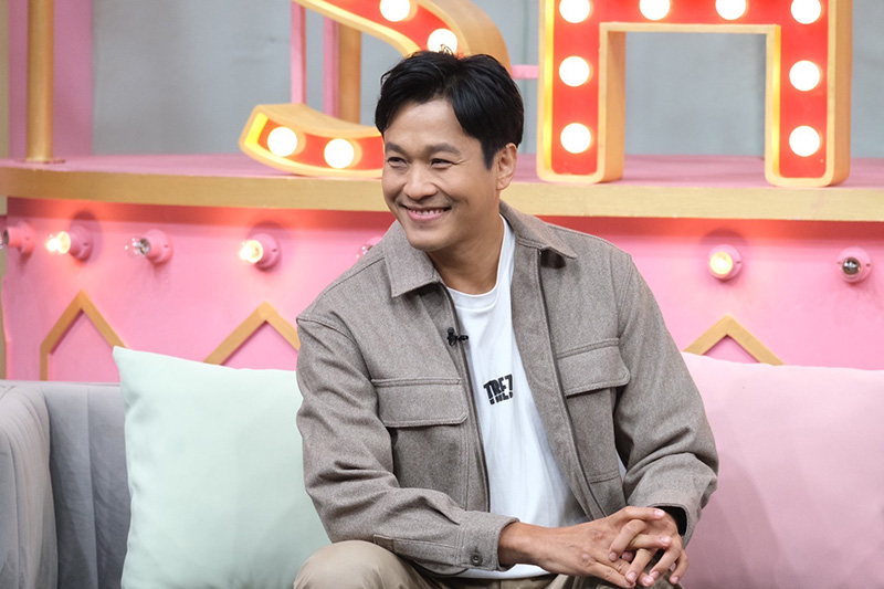 เอ็กซ์ ธิตินันท์