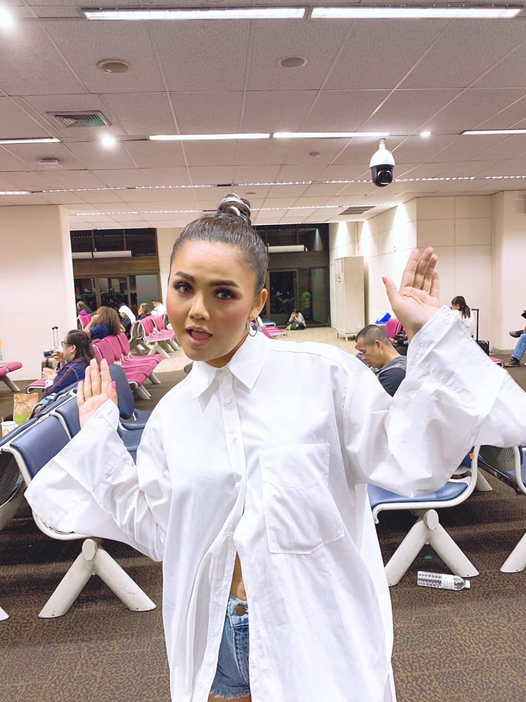 ตั๊กแตน ชลดา