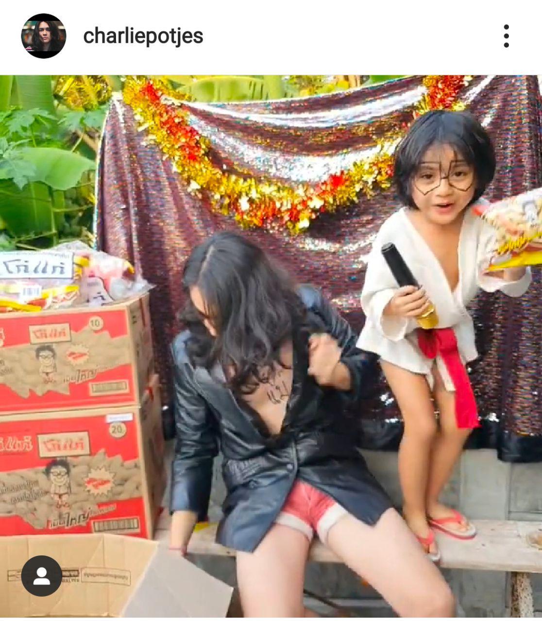 แน็ก ชาลี