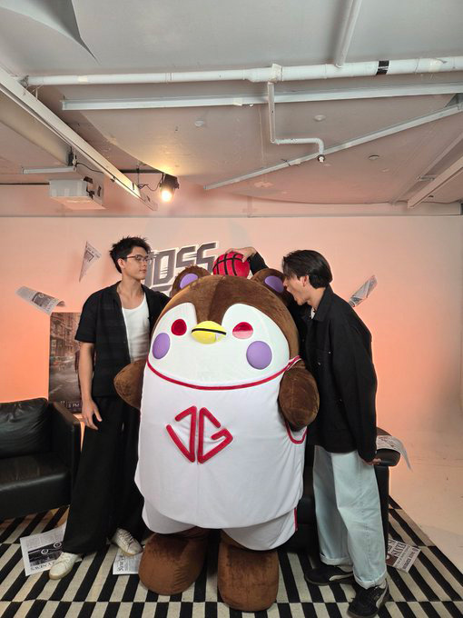 ตุ๊กตาด้อม gmm