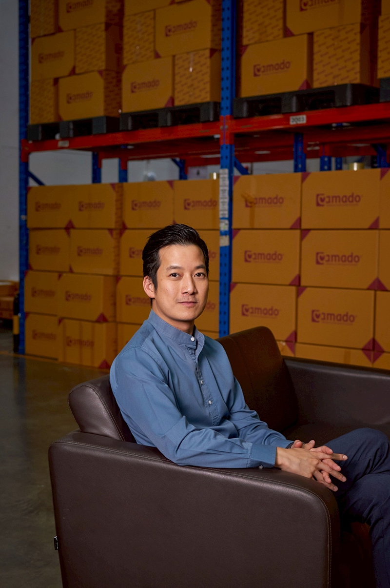 คนเป็นห่วง เชน ธนา โหมงานไลฟ์หาเงินใช้หนี้