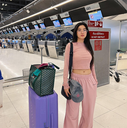 ก้อย อรัชพร แฟชั่นสนามบิน