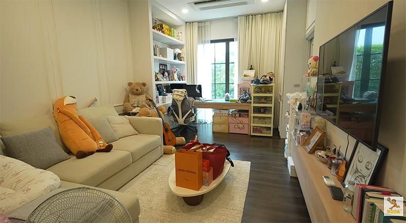 บ้าน เนย-แจม-พิกเล็ท