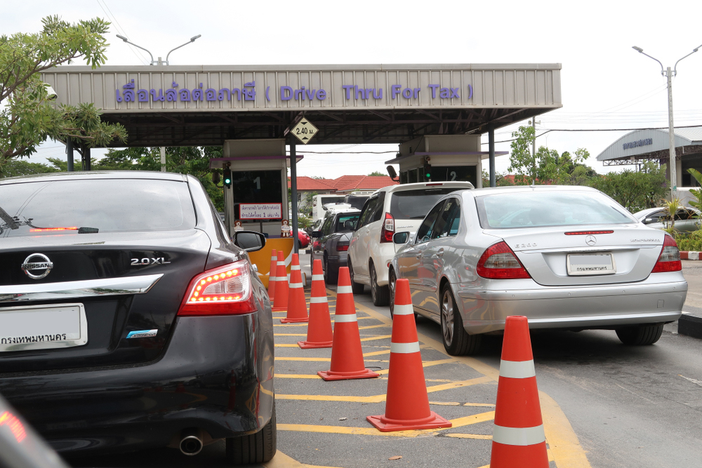 ต่อภาษีรถยนต์ 2567 ที่สำนักงานขนส่ง