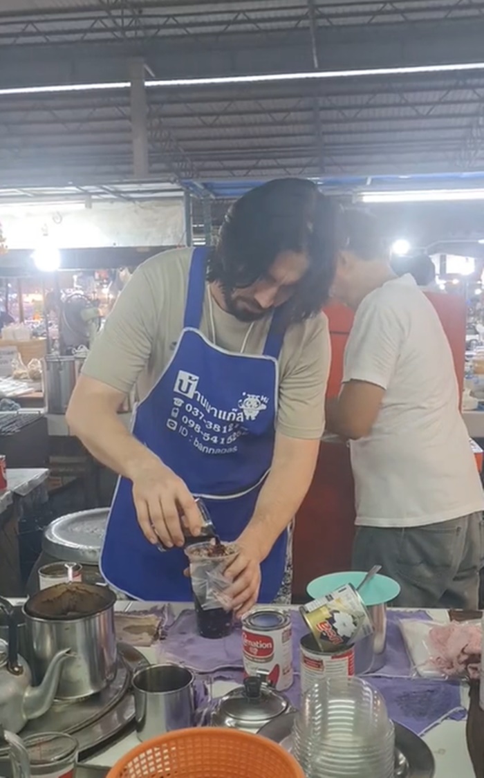 หน้าเหมือนดารา