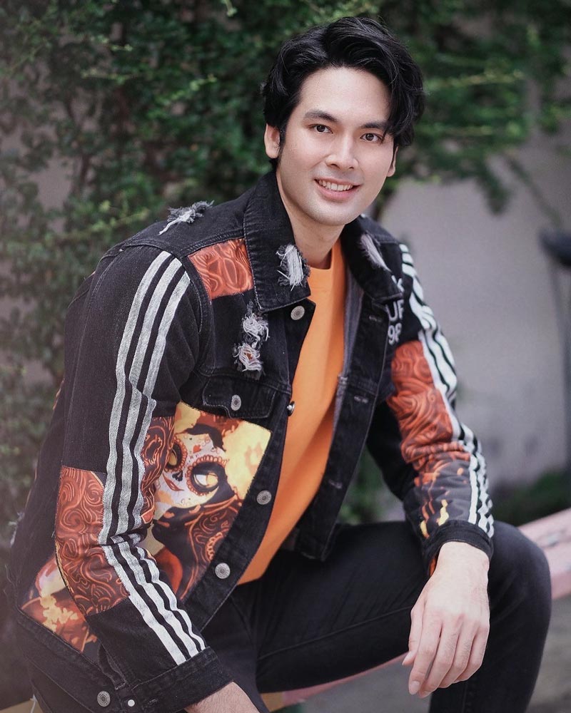 บอม ธนิน