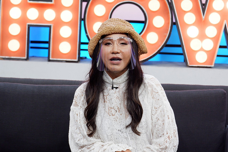 มัม ลาโคนิค