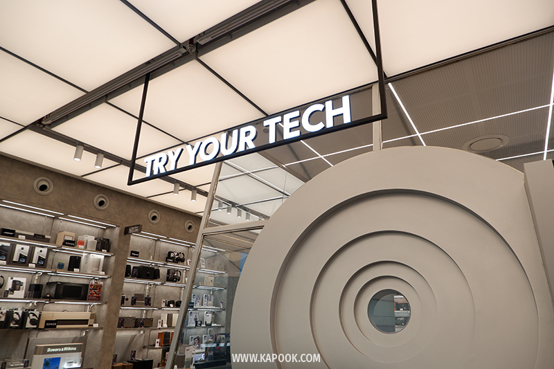 FIRSTER คิง เพาเวอร์ มหานคร