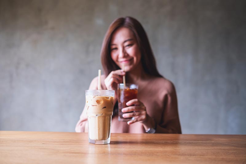 ไขมันในเลือดสูง กินกาแฟได้ไหม หรือควรเลี่ยงให้ไกล เพื่อเซฟสุขภาพ
