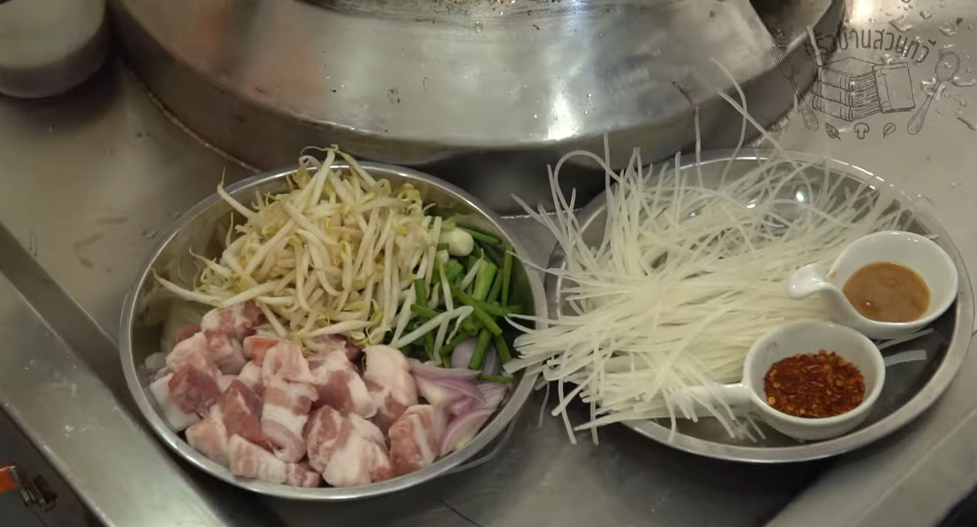 ผัดหมี่โคราช